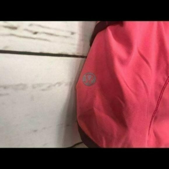 Lululemon Speed Shorts Flash Light Pink and Purple, Size 10 - Picture 4 of 4